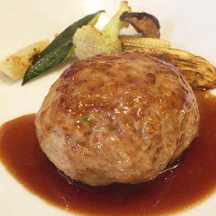 武蔵小山のレストラン「レトロワ」で本格的な洋食がお値打ち価格で食べられる！