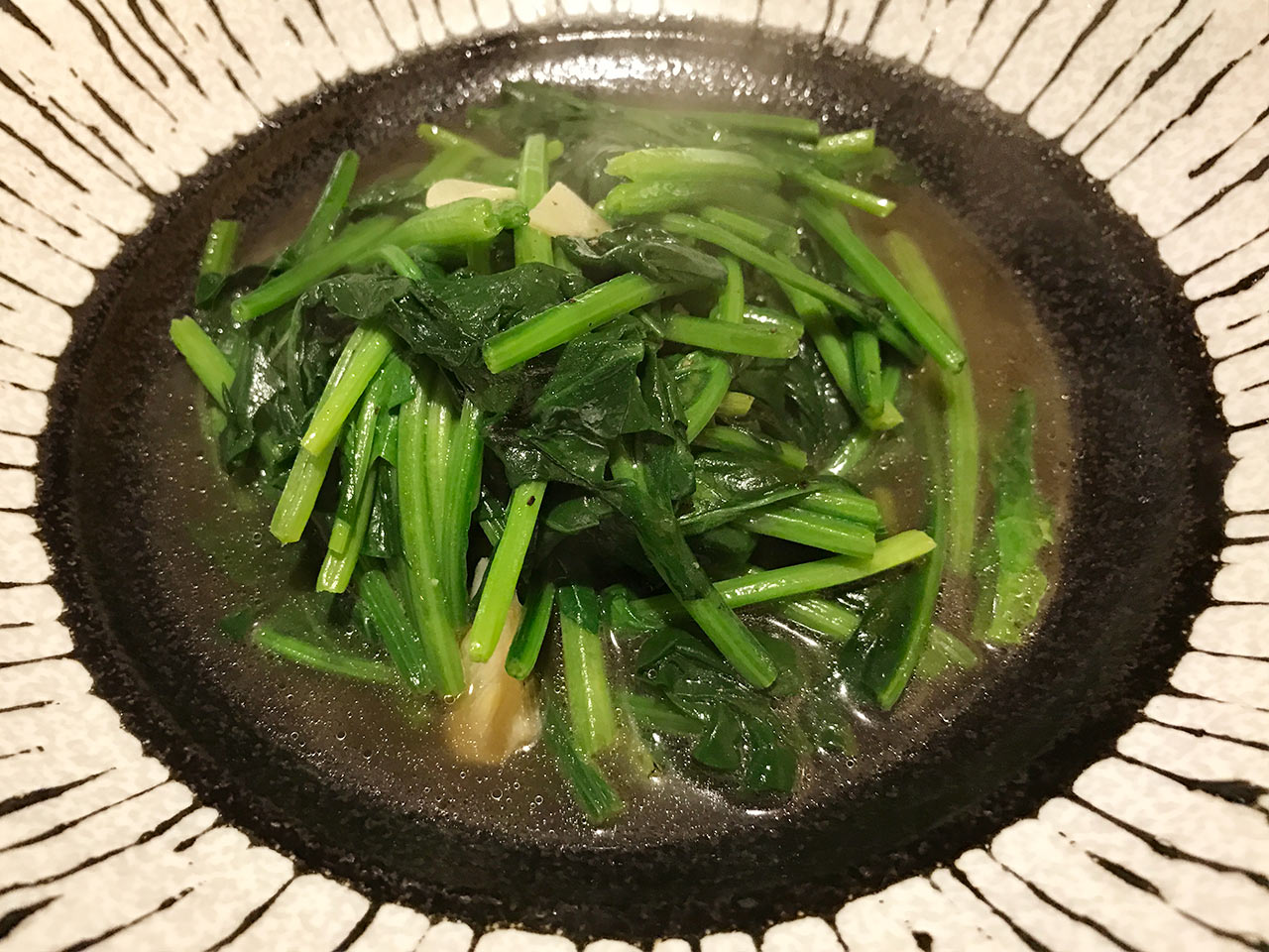 武蔵小山「ぴょん吉」の青菜炒め