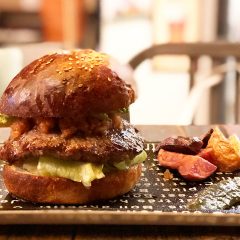 目黒「pampa burger(パンパバーガー)」の肉厚でボリューム満点のグルメバーガーが最高！ポテトフライもうますぎ！