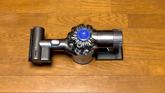 掃除機って必要?と思って掃除機無しの生活を試してみたら僕には無理でした 掃除機って必要?と思って掃除機無しの生活を試してみたら僕には無理でした