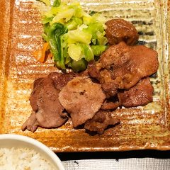 赤坂「黒座暁樓」でランチ！炭火焼の牛タン定食がうまかった！