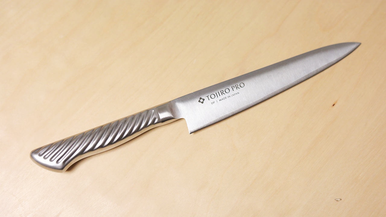 藤次郎」のペティナイフが切れ味良くて手入れもしやすくて便利！ | ディレイマニア
