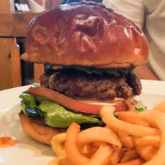 関連記事『松戸のハンバーガー屋「R’s(アールズ)」の味付けがうますぎ！完璧に近いハンバーガー！』のサムネイル画像