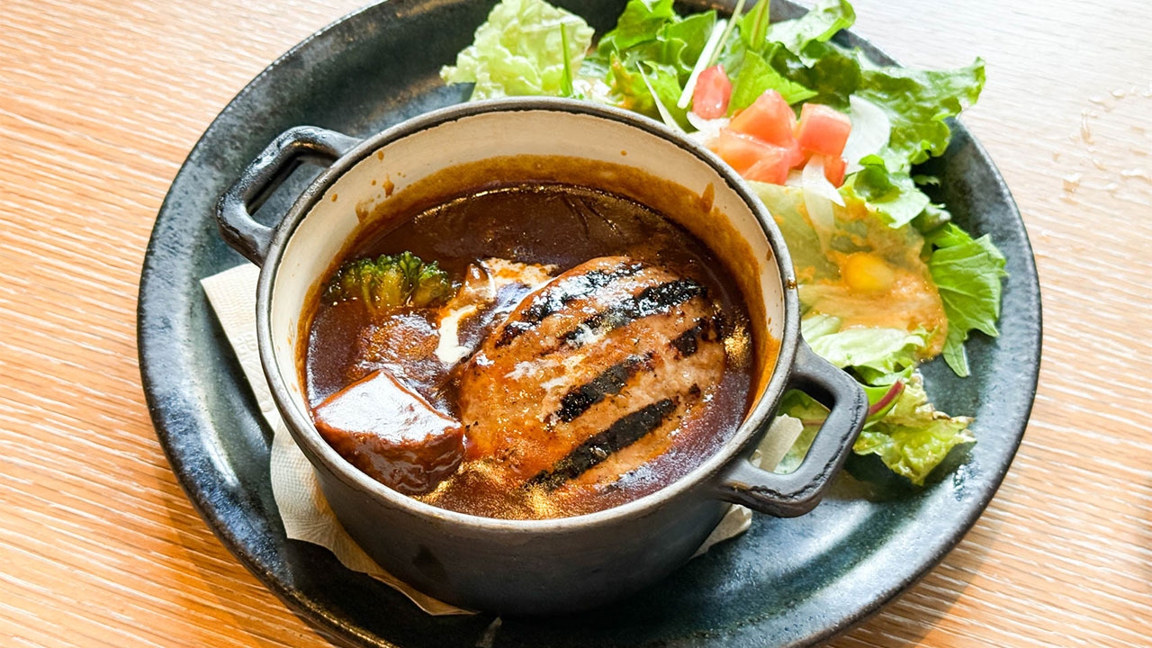 武蔵小杉グランツリー「BUSHWICK BAKERY & GRILL」のパン食べ放題ランチがうまい