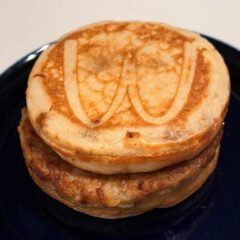 朝マックの「マックグリドル」が甘さとしょっぱさのバランスがちょうど良くて美味かった