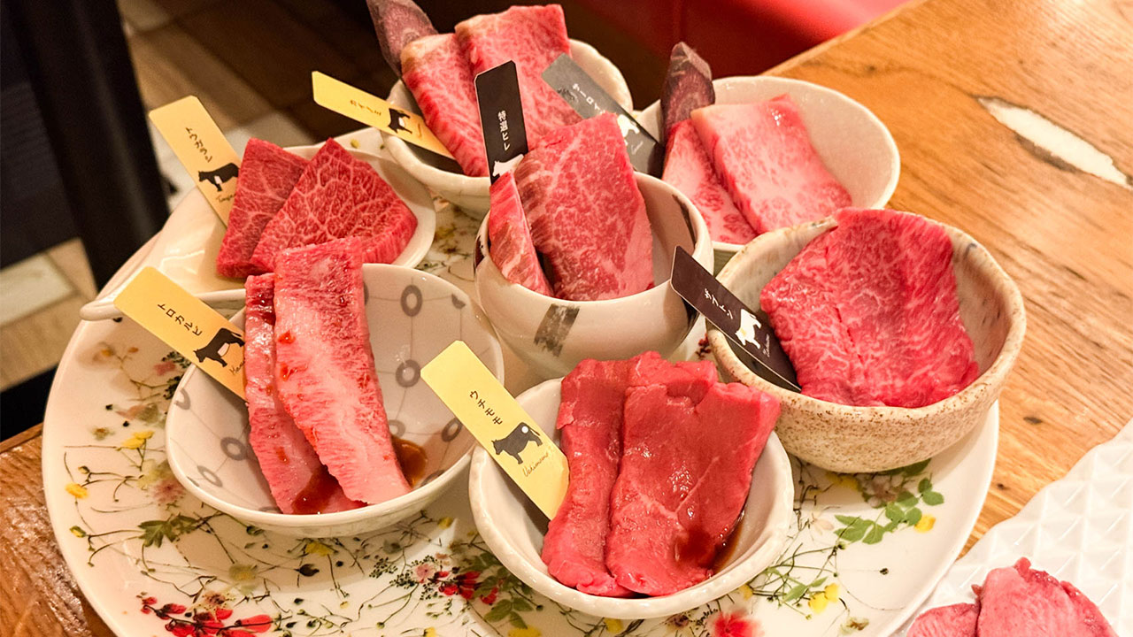 新宿三丁目「熟成和牛焼肉エイジング・ビーフ TOKYO」の焼肉、うますぎ