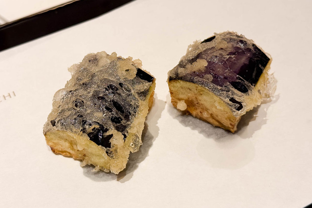 天七のランチコースで出てきた千両ナスの天ぷら