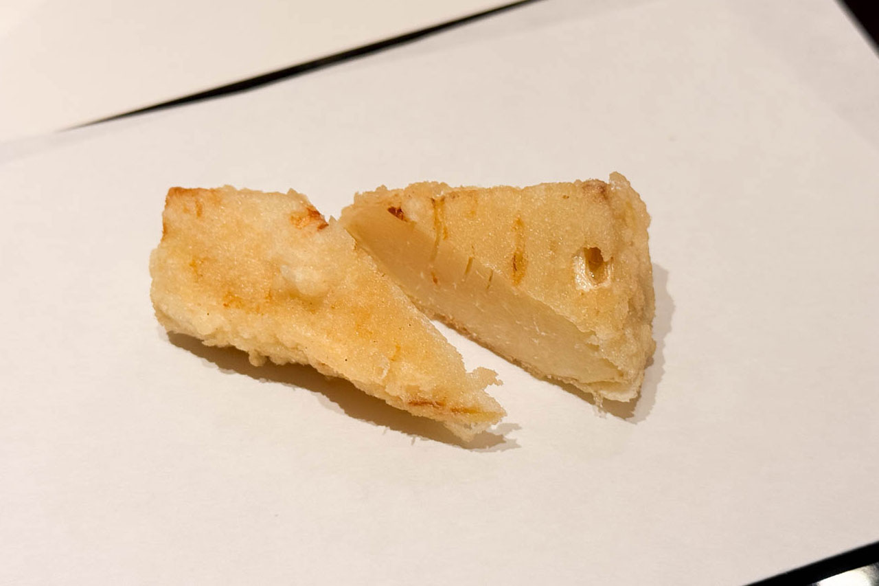 天七のランチコースで出てきたたけのこの天ぷら