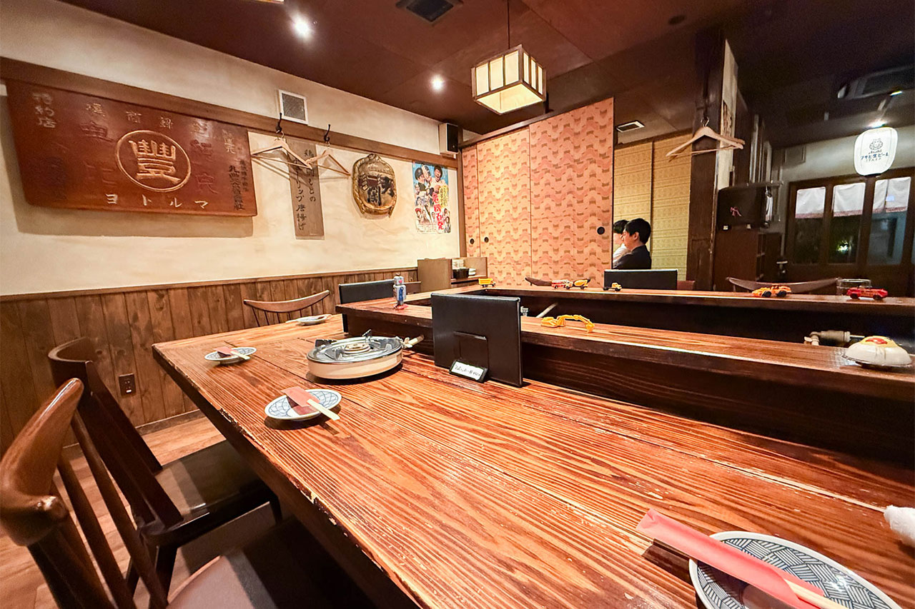 牛鍋酒場 さかもと牛の店内カウンター席