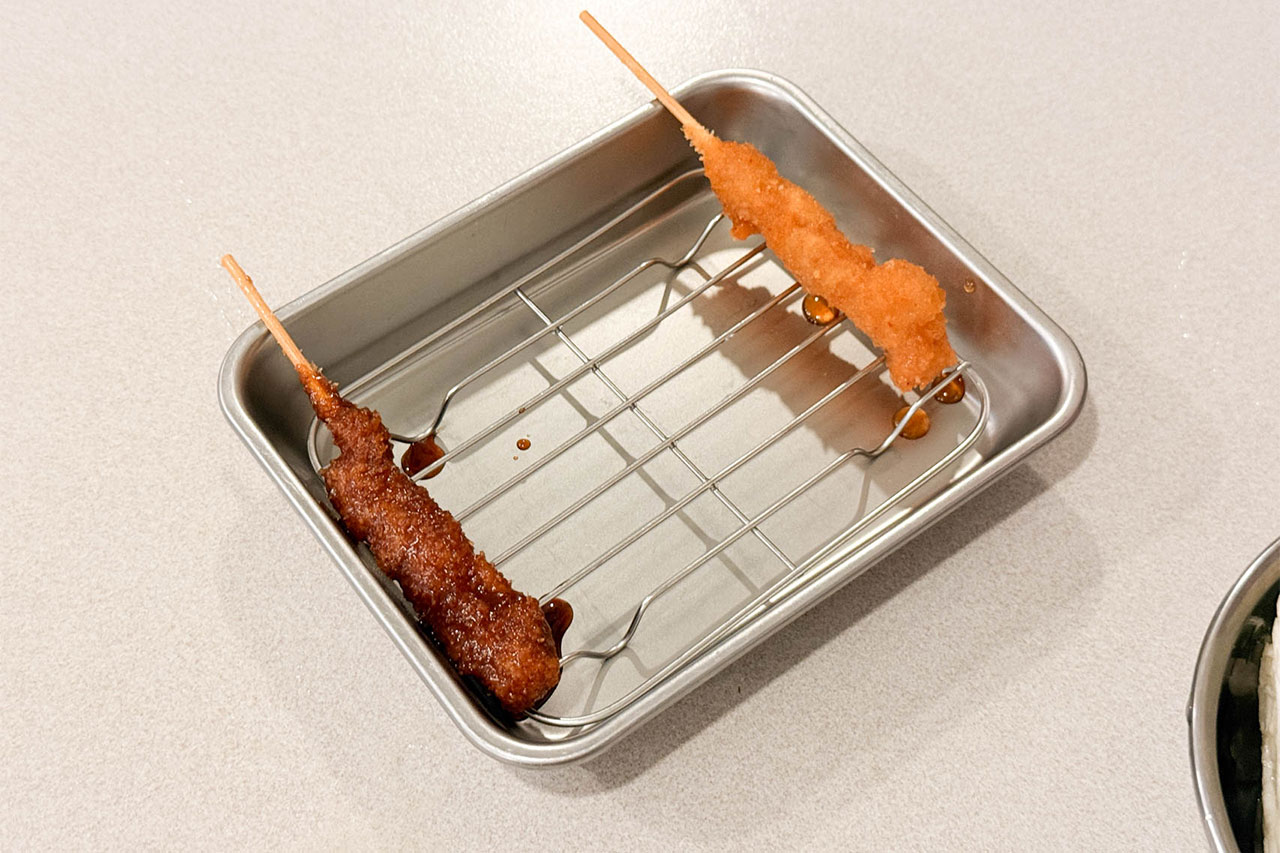 串カツ田中の無限土手みそホルモン串と無限柚子ポン酢ホルモン串