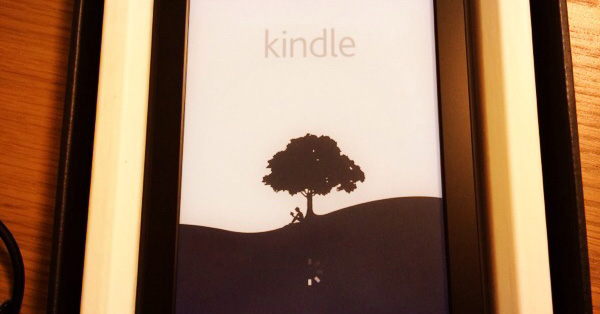 電子書籍読むならKindle Paperwhiteが良い！iPadで読むよりも快適でした！